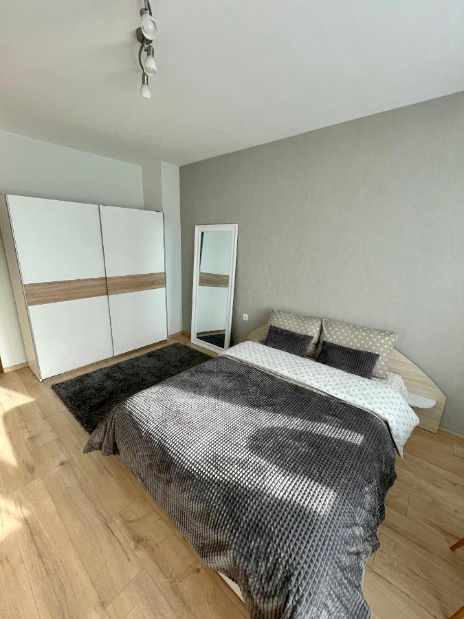 Apartamento Comfy & Stylish Varna Exterior foto