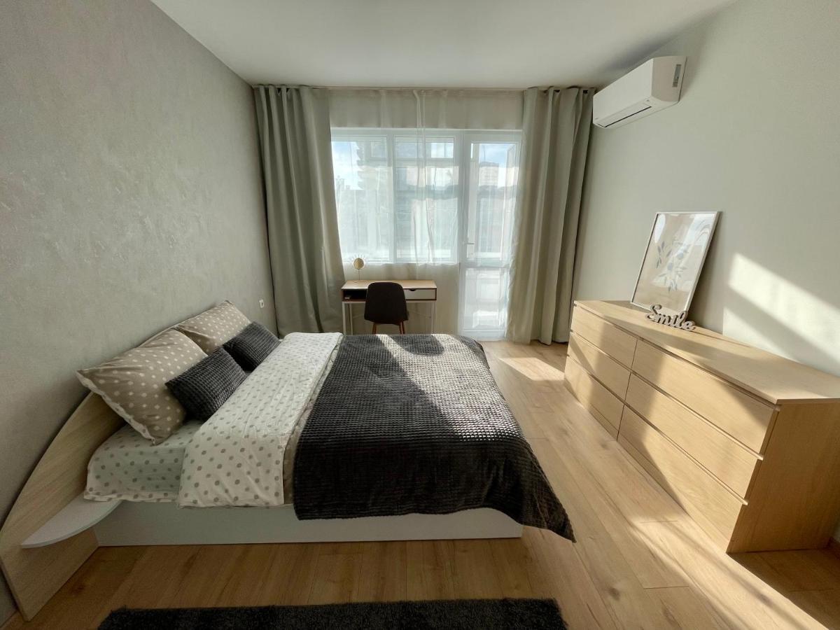 Apartamento Comfy & Stylish Varna Exterior foto
